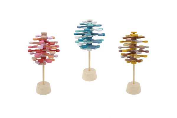 Have fun with this Spinning Lollipop Fidget Toy!